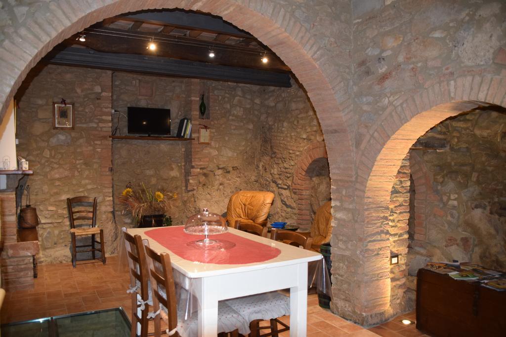 Apartment Casa Antica 치아니 외부 사진